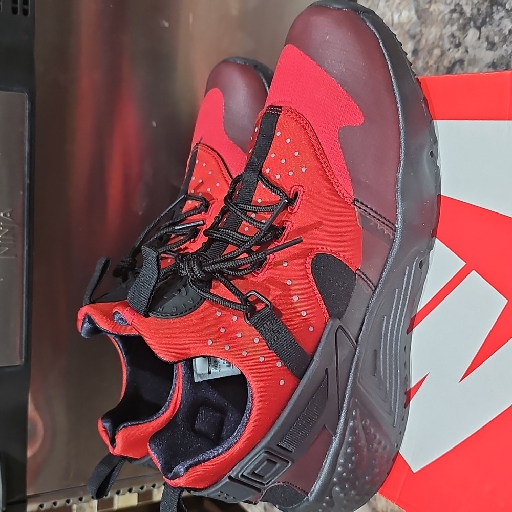 Nike Air Hurache Utility Gym